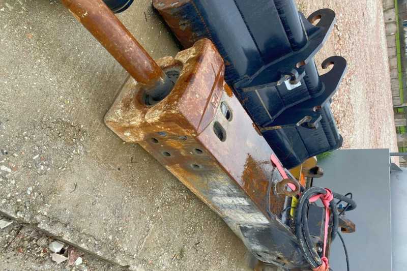 OmecoHub - Immagine CATERPILLAR H140S